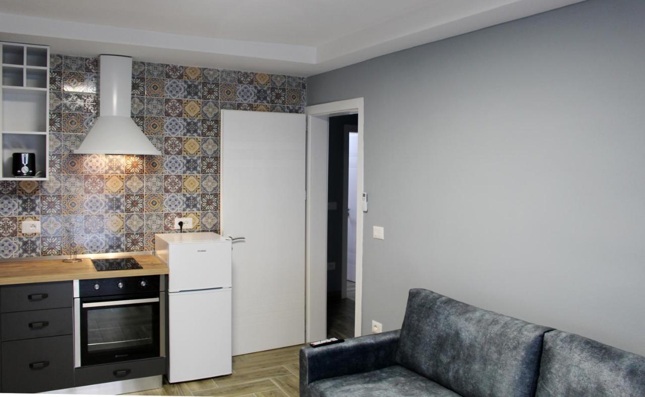 2V1 - Blloku Bkt Apartment Тирана Екстериор снимка